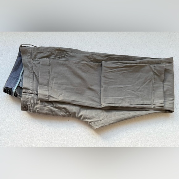 J CREW 250 FIT CHINO PANTS MUSHROOM 32X34 - Picture 4 of 5